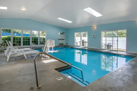 Quality Inn & Suites Albany Corvallis