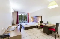 Garden & City Aix En Provence - Rousset Hotels in Fuveau