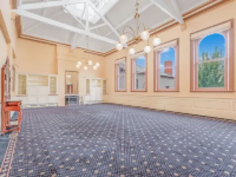 Clocktower Suites Hotels in Echuca