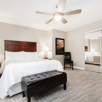 Canterra Suites Hotel