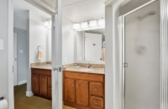 Top Floor Master Suite Bay View