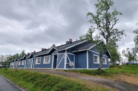 Kuukkeli Apartments Teerenpesue E 33 Отели в г. Northern Lapland