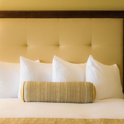 Lakeshore King Room The Edgewater Promo Code