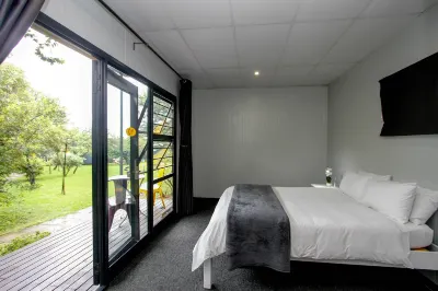SleepOver Lanseria Hotels in Lanseria