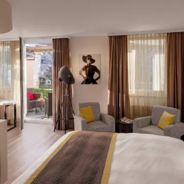 Hotel Indigo DUSSELDORF by IHG Отели рядом с достопримечательностью «Гольцхайм»