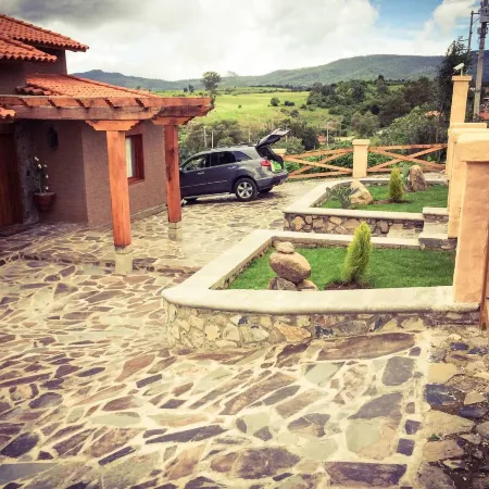 Beautiful Cabin Downtown Tapalpa Oven Mud Barbecue Grill 4 Room 12 Ppl TV Wifi