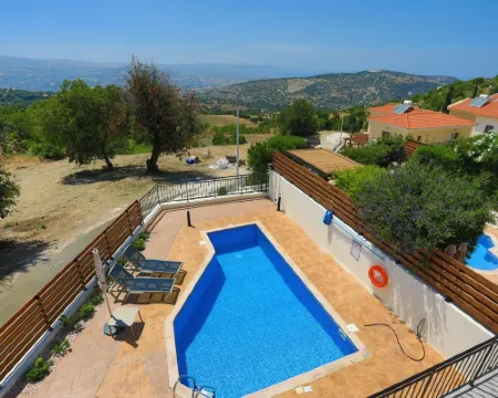 Villa Lefkas Hotéis em Lysos