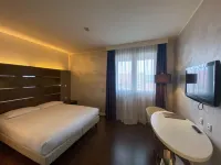 Cavallo Hotel Noventa di Piave Hôtels à : Ponte di Piave
