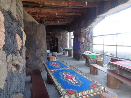 Pensao Casa José Doce Отели в г. Мостейрос