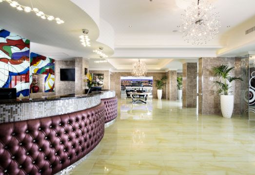 스완 강변 풍경