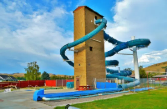 Bear River Hot Springs Hotel di 