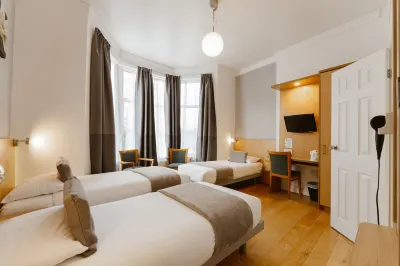 Star Hotel Hotels near BPP University