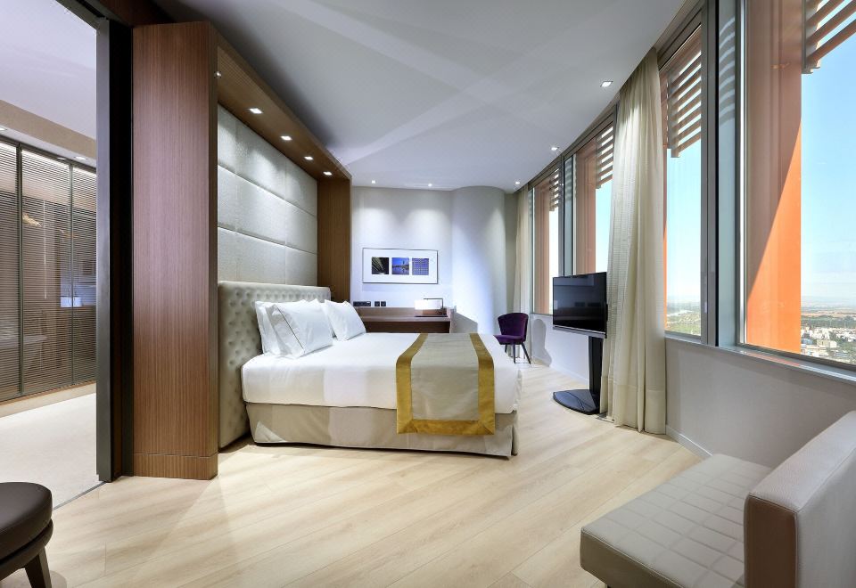 The Sebel Quay West Auckland Hotel Over view