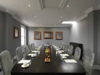 Poets House Hotels in Ely