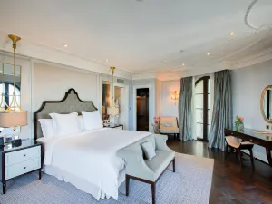 Four Seasons Hotel Baku