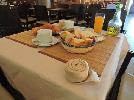 Hotel Al Baraka Отели в г. Меллита