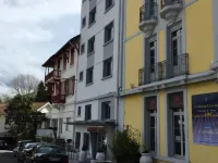 Le Petit Majestic Hotels near Lourdes