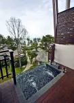 Ajinta Resort - Hot Tub
