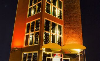 Q-Inn Boutique Hotel