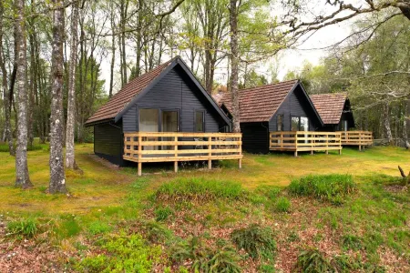 Burnbank Lodges