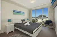 M1 Resort Hotels in Maroochydore