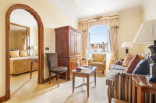 โรงแรมปาลาซิโอเอสตือริล, กอล์ฟ & วิลเนส