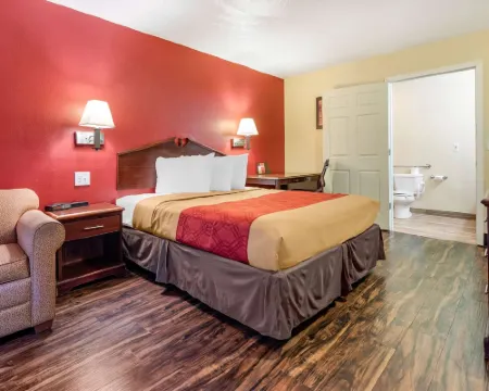 Rodeway Inn Hotels in Fayette County