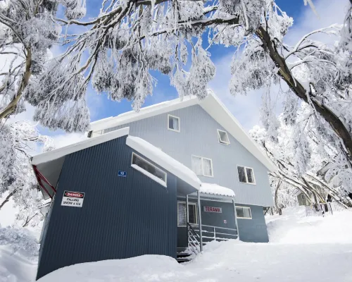 Terama Ski Lodge Hotels near Grimus