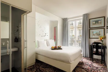 New Hotel République (ex-Albert's Hotel)