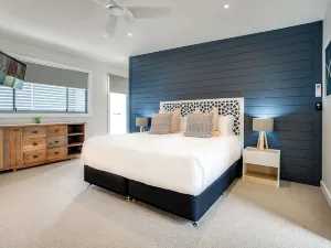 努薩藍花楹公寓