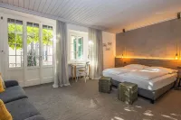 Seven Boutique Hotel