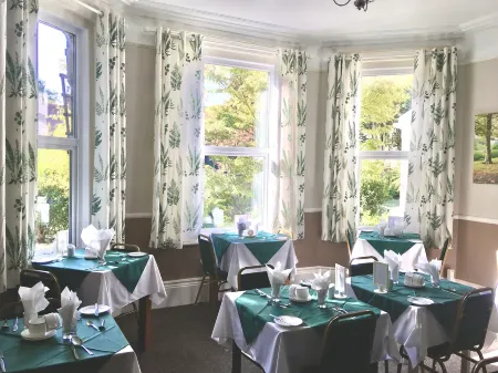 Somerton Lodge Отели рядом с достопримечательностью «Шанклин в Ventnor Coastal Walk»