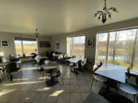 Guesthouse Bitra B&B โรงแรมในเซลฟอส