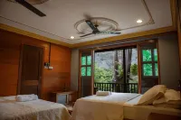 De Serenity : Exclusive Private Retreat 端姑嘉化皇家博物館附近的飯店