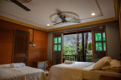 De Serenity : Exclusive Private Retreat Hotels near Royal Gallery Tuanku Ja'afar