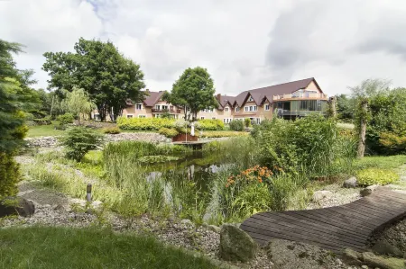 Hotel Pory Roku Отели в г. Бжозе