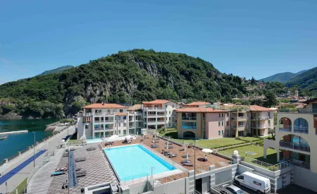 Golfo Gabella Lake Resort