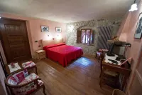 La Maison des Vignerons Chambres d'Hotes B&B Hotels in Bard