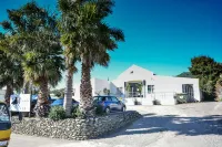 Piwaka Lodge and Backpackers Hotels in 