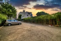 Hotel Ashwin Igatpuri - parking