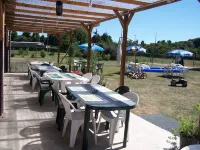 Camping les Terrasses de Rivarennes Hotels in Restigne