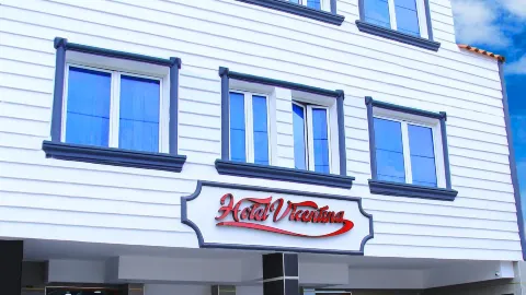 Hotel Vicentina in Victoria