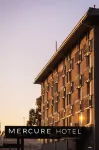 Mercure Albury Hotels near Sunglass Hut Myer Albury
