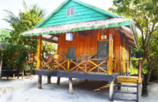 Palm Beach Bungalow Resort Hotels near Koh Rong