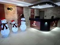 Hi& Hotel 平澤市住宿飯店