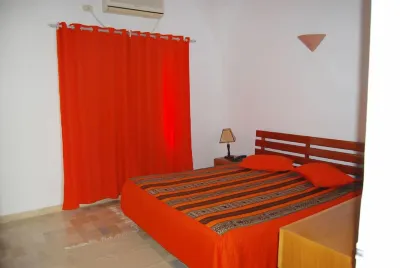 Hotel El Andalous فنادق في تاكلسة