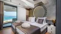 Simus Beach Hotel - Infinity Pools