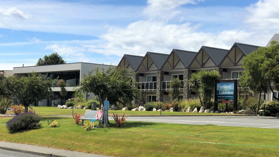 Fiordland Lakeview Motel and Apartments