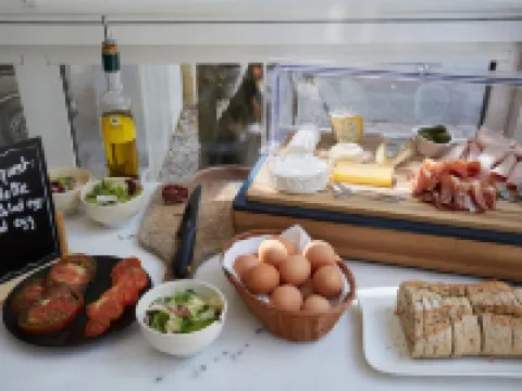 โลจิส โรงแรม เล โรแดง โรงแรมในอาร์ล