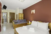 Delphin Rooms Sivota فنادق في Sivota